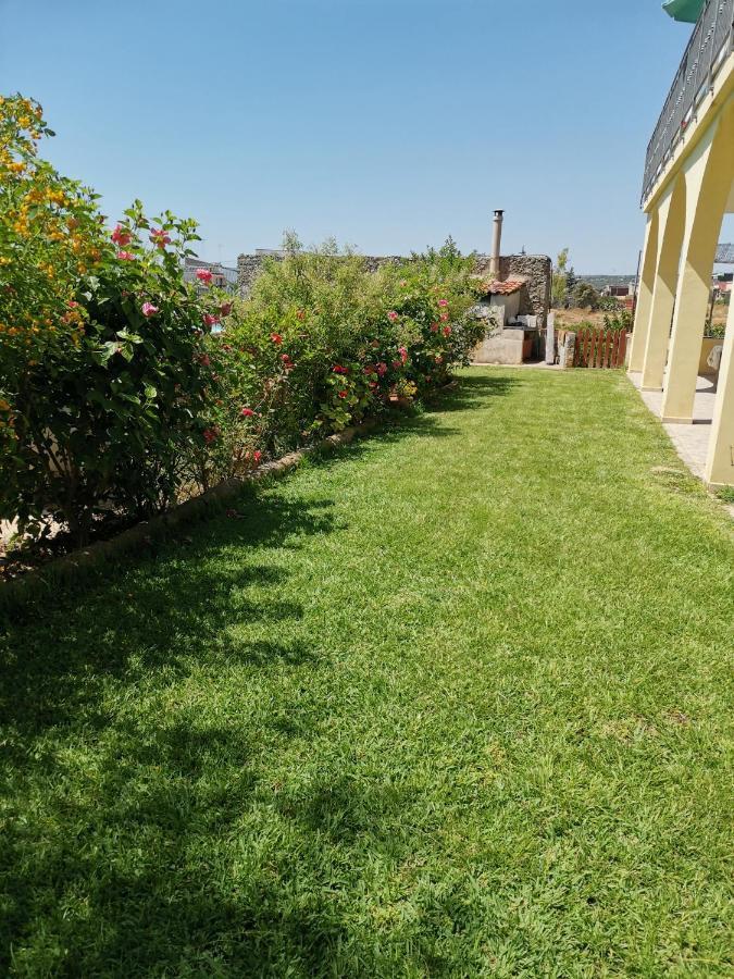 Villa Sole - Finaiti - Appartamento Per Turisti Floridia Exterior foto